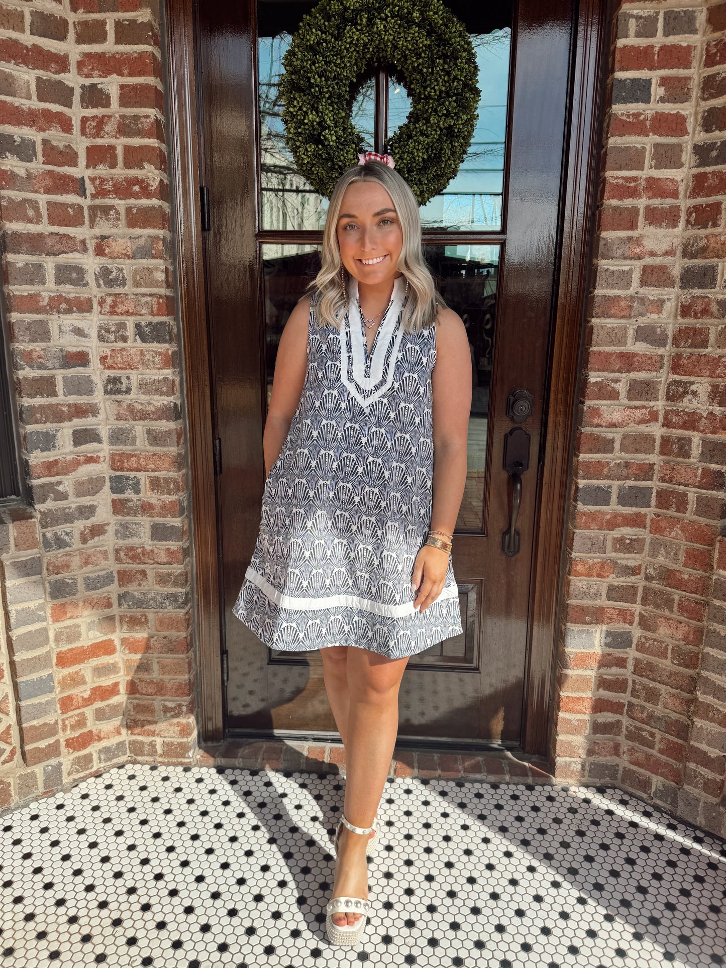 Navy Shell Print Sleeveless Shift Dress