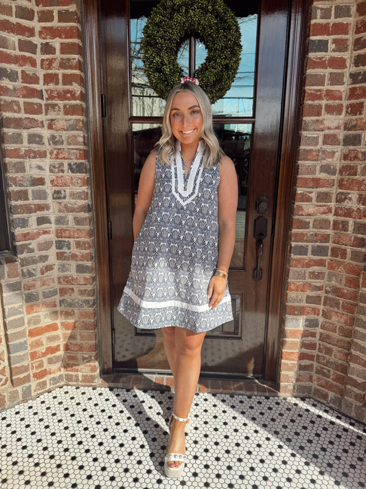 Navy Shell Print Sleeveless Shift Dress
