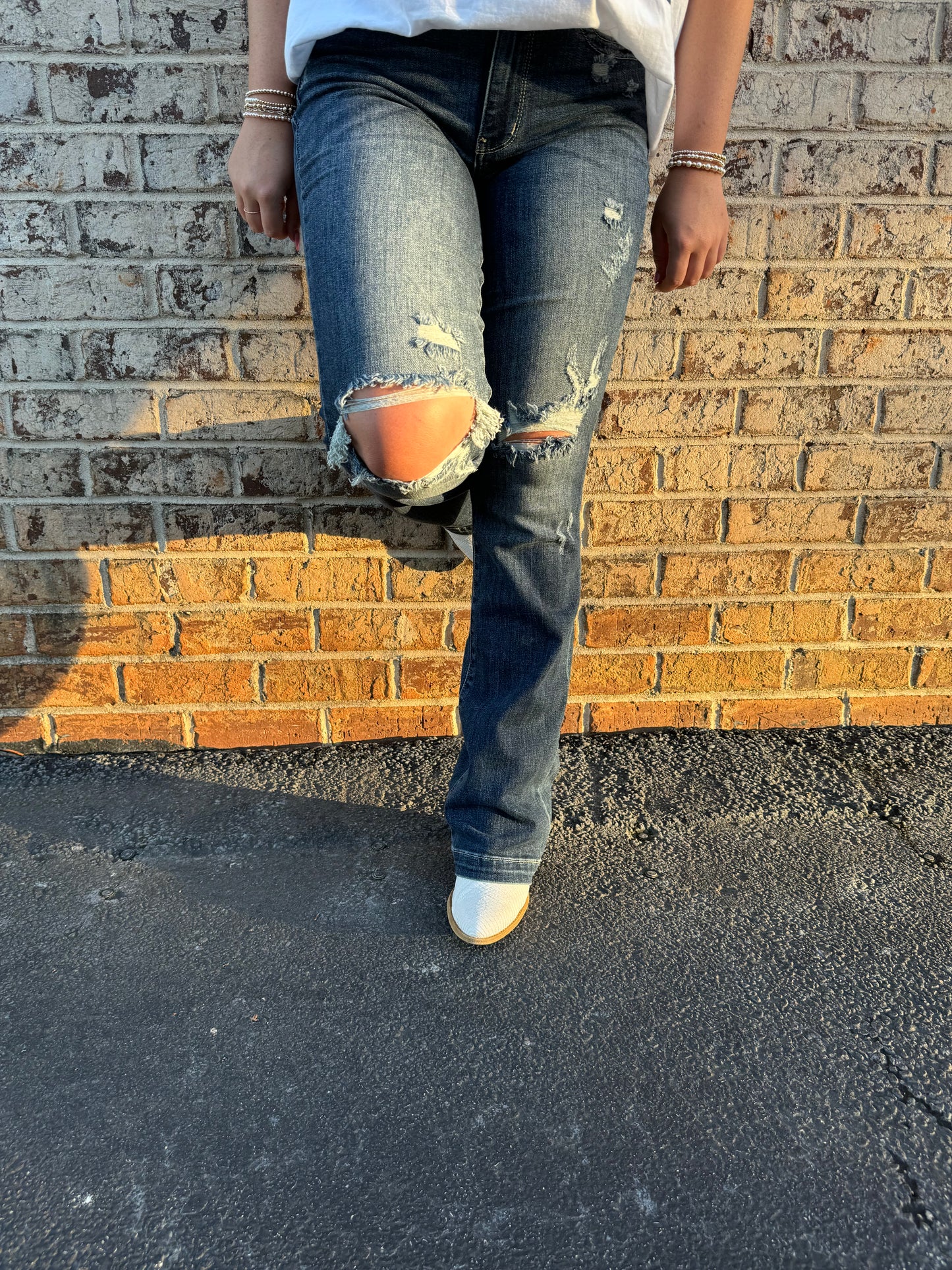 Judy Blue Jeans - Mid Rise Destroyed Bootcut