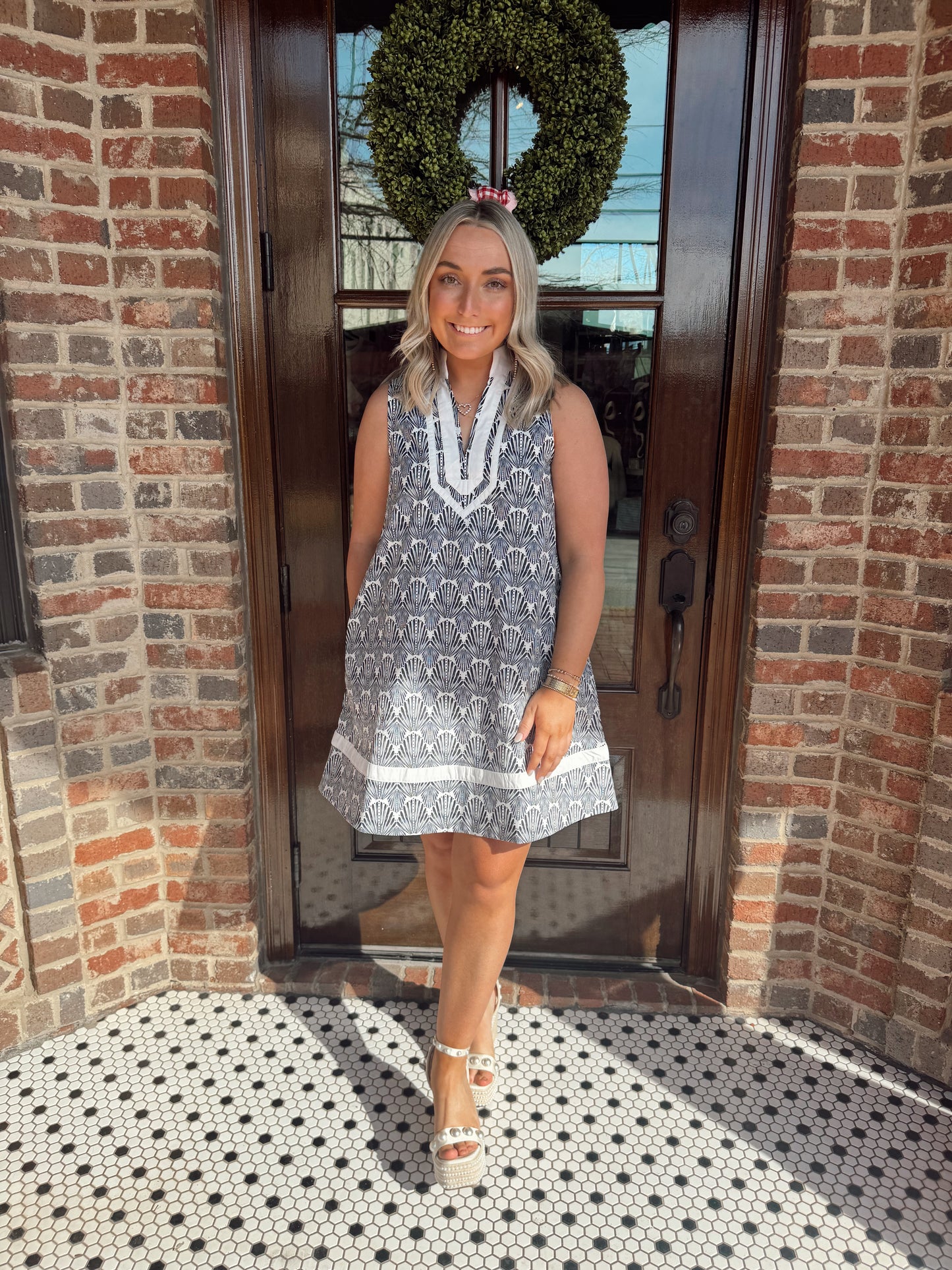 Navy Shell Print Sleeveless Shift Dress
