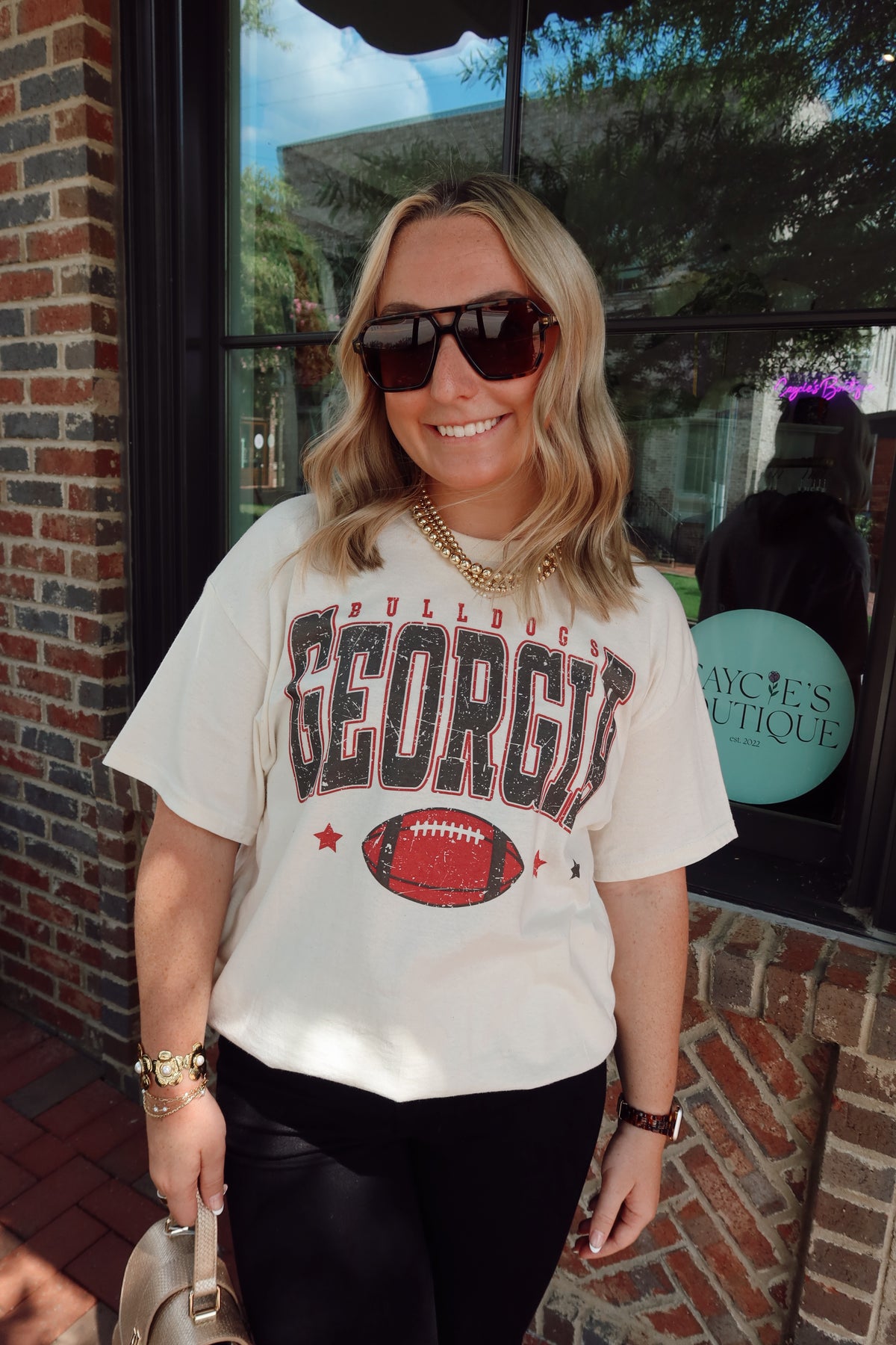 Vintage Bulldogs Football Tee