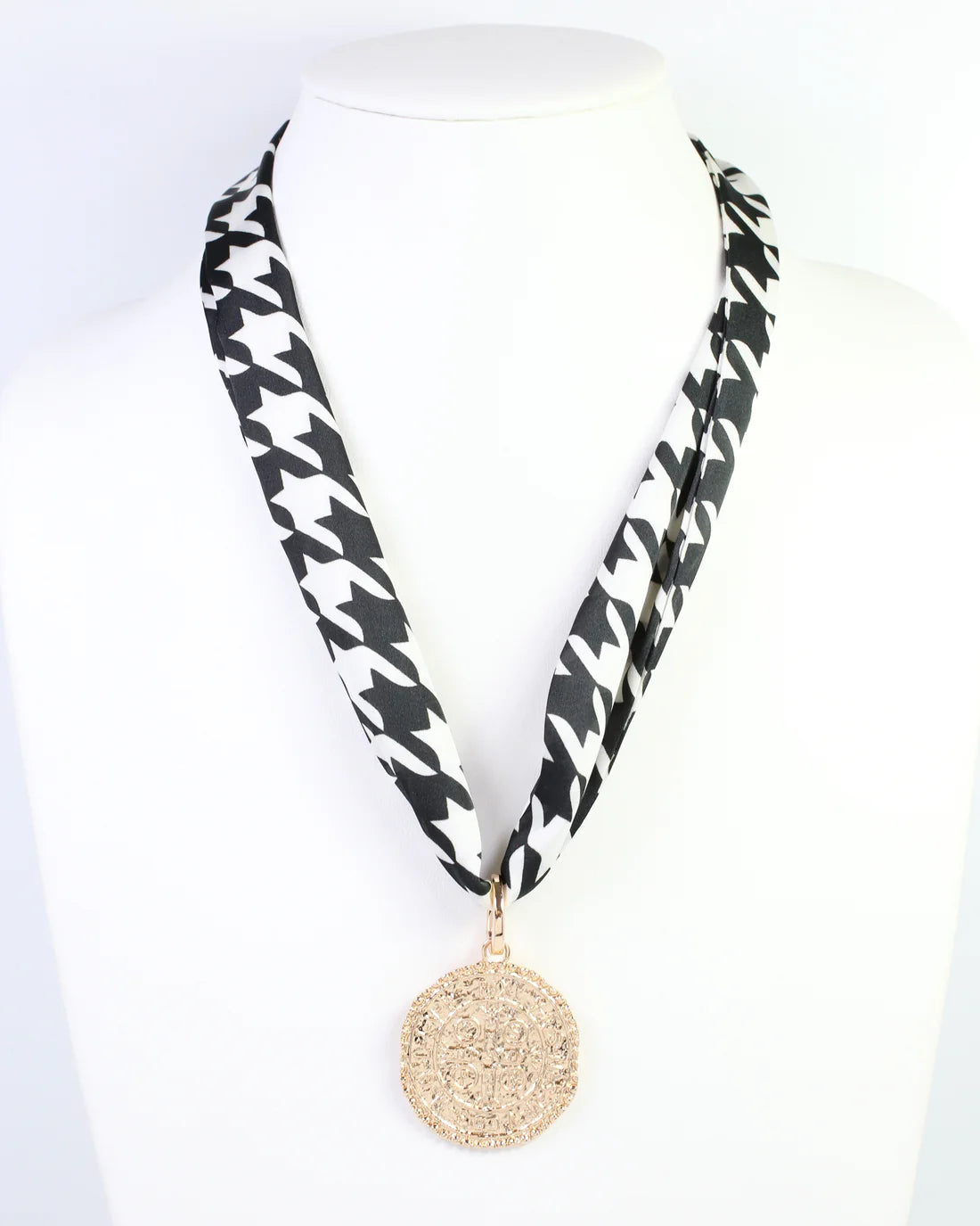 Carlton Houndstooth Skinny Scarf | Black White