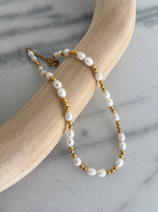 Allison Pearl Necklace